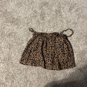 a float cropped tank top it is super light weight